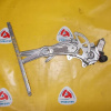 Стеклоподъемник TOYOTA Vitz /Platz NCP10 перед, прав 5 door (5к.)