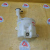Бачок омывателя Toyota NCP10/NCP20/NCP30/NCP50/NCP80 Vitz/Platz/Funcargo/bB/Probox/ist/Sienta (1.8л.)