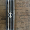 Решетка радиатора NISSAN Caravan E25 62310 VW000/100  62312 VW000/100