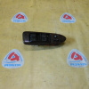 Пульт стеклоподъемника TOYOTA Camry Gracia/Mark II Wagon Qualis SXV20 перед, прав
