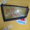 Форточка двери Mazda 3 BK R Sedan