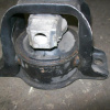 Подушка двигателя Nissan MR18 C11 перед, прав 11210-ED800