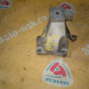 Кронштейн опоры двигателя Audi AUK/BDW A6 C6/4F2 '2005-2011 3.2 FSI перед, прав