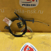 Тросик Ручника Nissan C24 Serena зад, прав бараб.