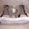Суппорт Volvo VS/VW S40 B4204T3 '1998-2004 перед, прав Lucas 32328113 с креплением под диск 281x24