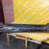 Накладка на порог Volvo V70 BW '2007-2015 пара L+R (дефект, треснут левый) 39882946