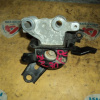Подушка двигателя Toyota 2ZR Prius ZVW30 перед, прав