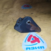 Крепление подушки ДВС Toyota 1MZ Alphard/Harrier MNH15/MCU35 4WD перед. F 12311-20060