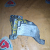 Крепление подушки ДВС Suzuki J20A SX4 YA41S/YB41S '05.2006- 2WD a/t 50-40LE зад. R 1174080J00