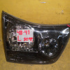 Вставка между стопов TOYOTA Harrier GSU35 48-41 L тониров.деф.стекла