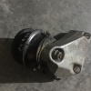 Подушка двигателя Toyota 1G-FE/1JZ-GE/2JZ-GE Mark II/Chaser/Cresta GX90/GX100/JZX100 1шп. L=R с кронштейном 12361-46020