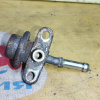 Регулятор давления топлива Toyota 3710 / 23280-50050 Land Cruiser UZJ100/UZJ120 2UZ-FE прикручивается на 2 болта. ( на обратку )