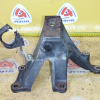 Крепление подушки ДВС Toyota 2UZ-FE Sequoia/Tundra UCK30/UCK45 перед, лев 12315-50090