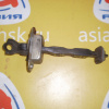 Ограничитель двери Nissan Sunny B15 зад, лев