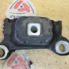 Подушка двигателя Nissan MR16DDT JUKE F15 2WD CVT с алюминиевым креплением перед, лев 112201KF0A