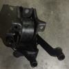 Подушка двигателя Honda D16A HR-V GH1/GH2/GH3 с кронштейном перед, прав 50805-S2H-992
