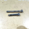 Болт крепления суппорта Mazda Demio DW3W F СУППОРТА К ЦАПФЕ.ПАРА B09233698/D06133699