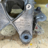 Кронштейн опоры двигателя Audi CYRB A4 B9/8W5 '2016 2.0L TFSI 4WD DSG-7 перед, прав 4M0199308BL