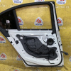 Дверь боковая BMW 3-Series F30 '2013 зад, лев белый Shadow-Line, в сборе, царапины
