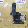 Кронштейн привода Toyota 2AZ-FSE Avensis AZT251 2WD a/t чугун ( 4 ) 43457-05040