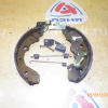 Колодки тормозные Mazda Familia BJ3P/BJ5P/BJ8W/BJEP/BJFP/BJFW 2WD Барабанные тормоза. В сборе с пружинками. зад, прав B2YD2638ZA