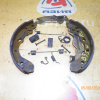 Колодки тормозные Mazda Familia BJ3P/BJ5P/BJ8W/BJEP/BJFP/BJFW 2WD Барабанные тормоза. В сборе с пружинками. зад, лев B2YD2638ZA