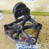 Крепление компрессора кондиционера Nissan KA24-DE Presage/R'nessa U30/N30 + ролик 119109E000 + 119251E400 + 119481E400