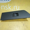 Кнопка стеклоподъемника Land Rover Range Rover Evoque L358 204PT '2013 перед, лев Правый руль BJ3214717AB