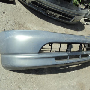 Бампер TOYOTA Hiace Granvia KCH12 '1995 перед