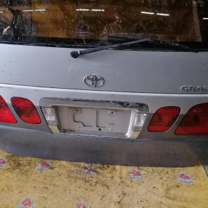 Дверь задняя TOYOTA Hiace Granvia VCH10 вст.26-99 под спойлер