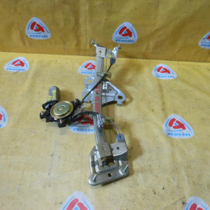 Стеклоподъемник TOYOTA Mark II GX90 зад, прав