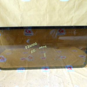 Стекло собачатника TOYOTA Hiace LH100 зад, прав бок. салон пасс