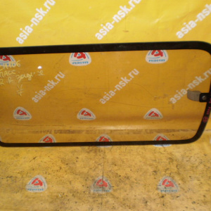 Стекло собачатника TOYOTA Hiace LH100 зад, прав бок. салон пасс