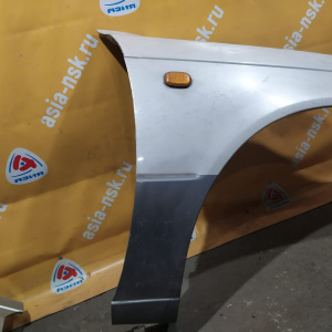 Крыло TOYOTA Vista SV40 перед, прав h/t