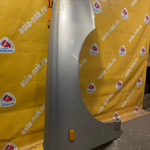 Крыло NISSAN Bluebird U13 перед, прав sedan