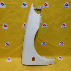 Крыло Mitsubishi Libero CD8W перед, прав