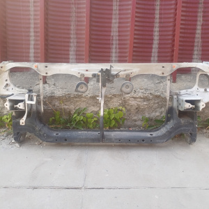 Рамка радиатора Toyota Corona Premio ST210/AT211 '1996-2001 53201-20900