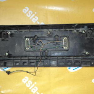 Вставка между стопов Toyota Corona Exiv ST180 ст20-295