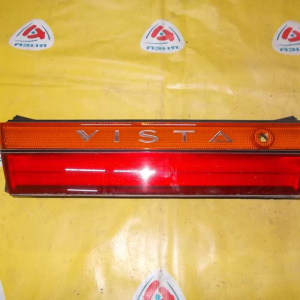 Вставка между стопов TOYOTA Vista SV30 ст32-102