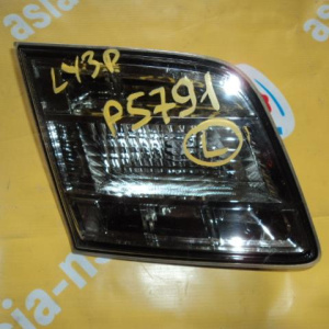 Вставка между стопов Mazda MPV L