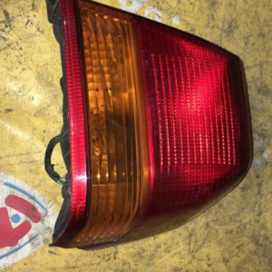 Стоп TOYOTA R Vista SV40 sedan (брак стекла)