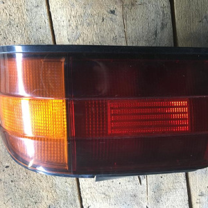 Стоп TOYOTA R Sprinter AE100 '1992 дефект