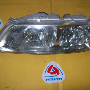 Фара TOYOTA лев Mark II GX100 хром