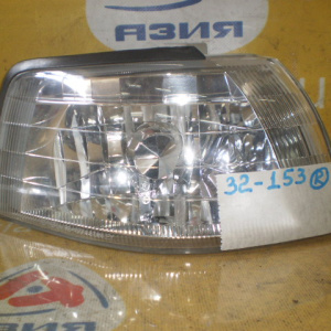 Габарит TOYOTA  (81610-32170) R Vista SV40 h/t