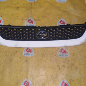 Решетка радиатора TOYOTA Hiace Regius RCH47 ф26-71