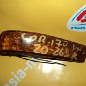 Повторитель в бампер TOYOTA прав Corona ST170 '1991 зуб