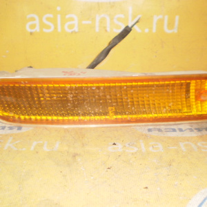 Повторитель в бампер TOYOTA прав RAV4 SXA10 '1995