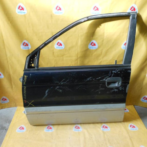 Дверь боковая MITSUBISHI Chariot N38W перед, лев (цена за голое железо)