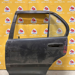 Дверь боковая TOYOTA Corsa EL40 зад, лев Sedan (цена за голое железо)