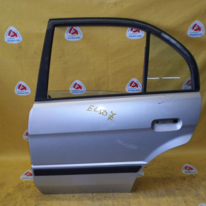 Дверь боковая TOYOTA Corsa EL50 зад, лев Sedan (цена за голое железо)